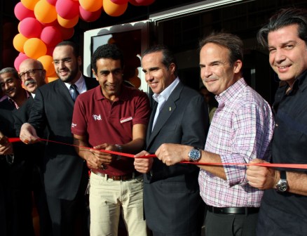 Xavier López -president and founder of KidZania- with Tarek Zidan -Governor of KidZania Egypt- during the ribbon-cutting ceremony of KidZania Cairo
